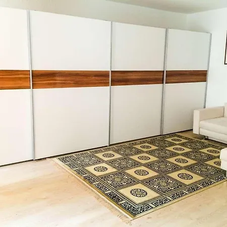 Verkehrsguenstiges Fuer Messebesuche