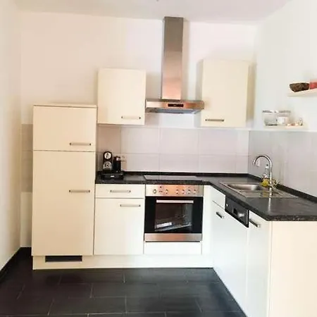 Verkehrsguenstiges Fuer Messebesuche Apartmán Düsseldorf