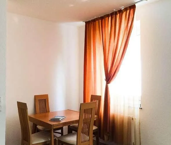 Verkehrsguenstiges Fuer Messebesuche